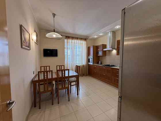 Чудова Поділ, метро Контрактова площа, метро Тараса Шевченка Київ