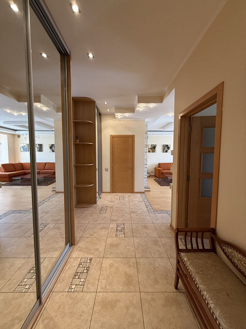 Чудова Поділ, метро Контрактова площа, метро Тараса Шевченка Київ - зображення 5