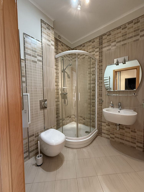 Чудова Поділ, метро Контрактова площа, метро Тараса Шевченка Київ - зображення 7