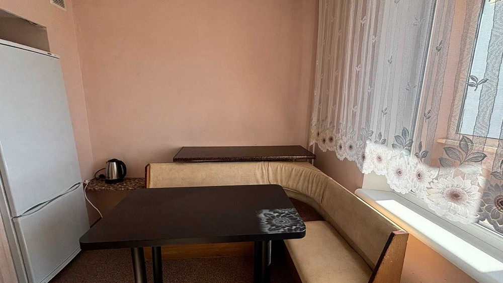 метро Харківська- 5хв. Здам гарну 2х кім. квартиру, Київ - зображення 2