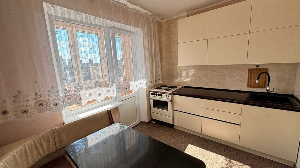 метро Харківська- 5хв. Здам гарну 2х кім. квартиру, Київ - зображення 1