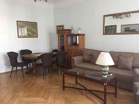 Здам в довгострокову оренду 3-кімнатну квартиру на Інститутській 16! Київ