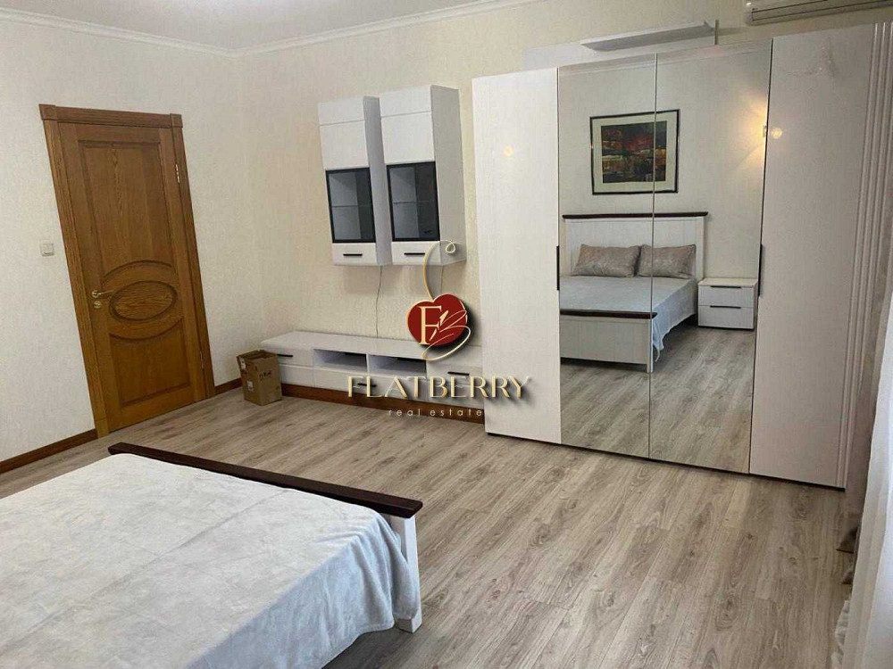 Без% Аренда 4К, Олеся Гончара 52 с паркоместом, Университет, Центр Київ - зображення 3