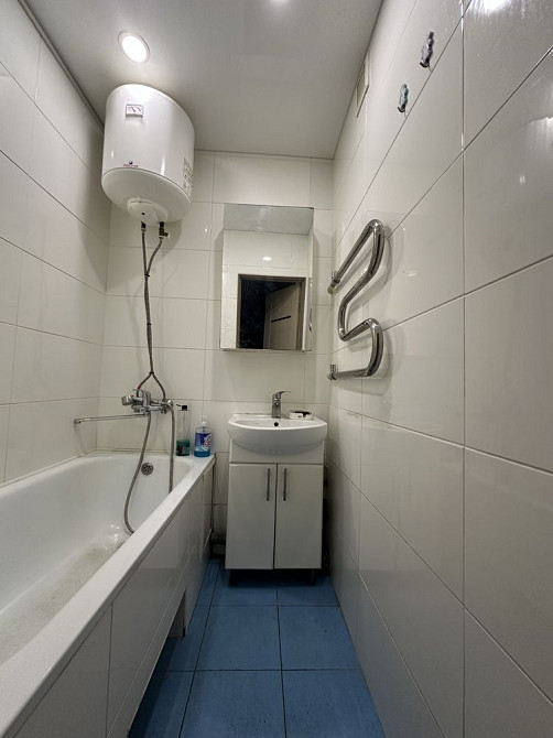 2к.р-н медичного універу, цегляний будинок. Без комісії! Запоріжжя - зображення 1