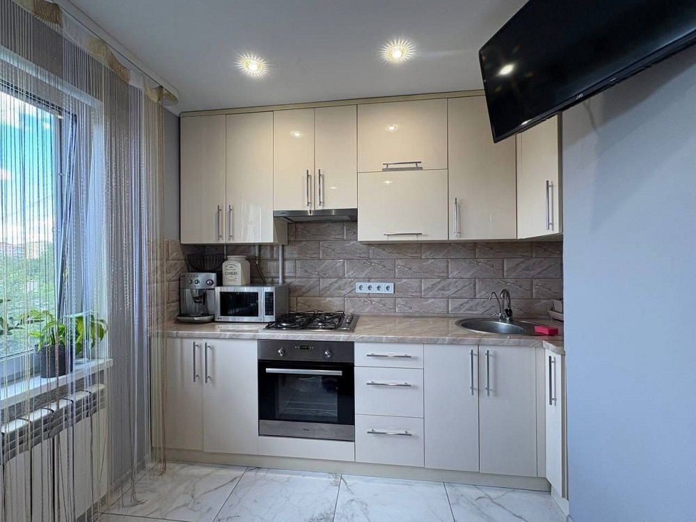 Квартира однокімнатна ВІД ВЛАСНИКА Рівне - зображення 3