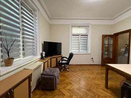 Терміново ! 2 кімнати  , центр міста, цегляний будинок і/о опалення  ! Ивано-Франковск