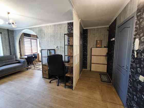 Продається 2-кімнатна квартира, вул. Осіння,
м. Дніпро Дніпро