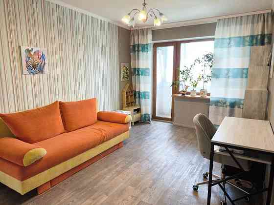 Продається 2-кімнатна квартира, вул. Осіння,
м. Дніпро Дніпро