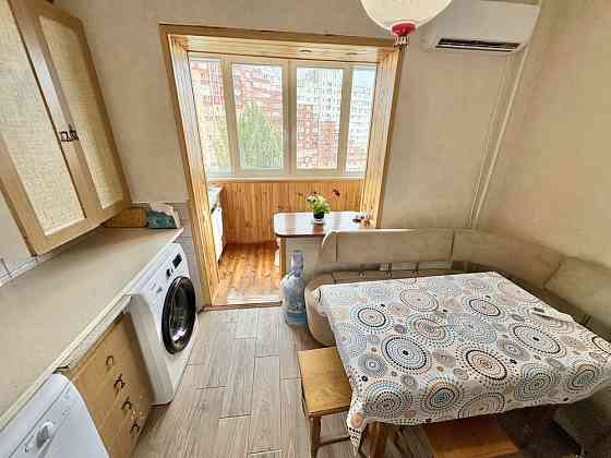 Продаж чудової 2-кімн. квартири, зі свіжим ремонтом.Початок Троєщини Київ