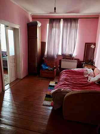 Здається 2х кім будинок по вул Нагірна без ремонту  6000гр Черновцы