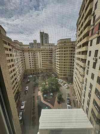 Оренда 3-кім квартири Центр Дмитрівська 75 Київ