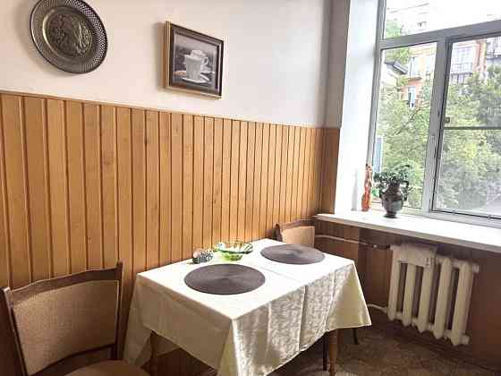 Сдам 3-х кім в ЦЕНТРІ, м, Уіверситет, вул. Саксаганського 67 Київ