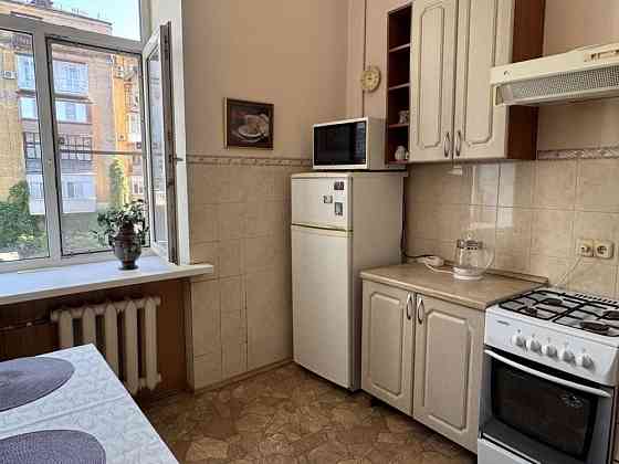 Сдам 3-х кім в ЦЕНТРІ, м, Уіверситет, вул. Саксаганського 67 Київ