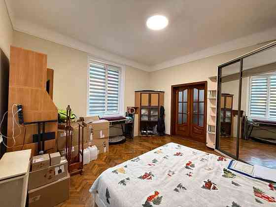 Двійка з ремонтом та індивідуальним опаленням. Ивано-Франковск