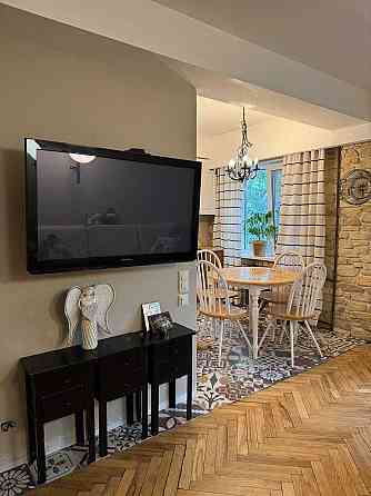 продаж 2 кім.кв-ри по вул.Михайла Донця, 3 Київ