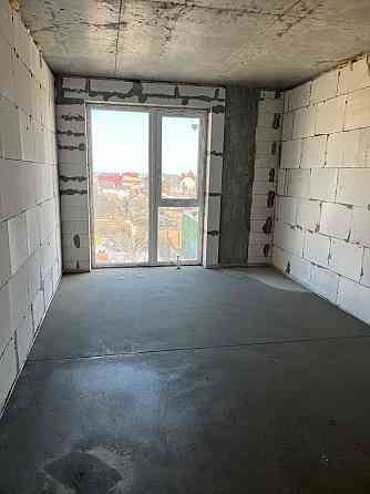 Продам этаж 3квартиры Чорноморськ