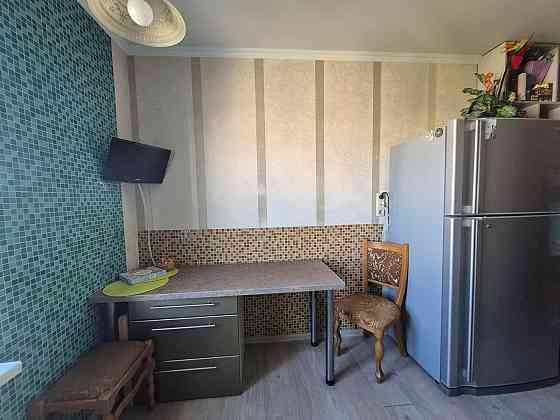 Простора 3-к квартира просп. Червоної Калини 38/10 Київ