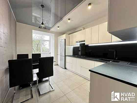 Світла 2-кім. квартира 72м², повністю готова для життя Ивано-Франковск