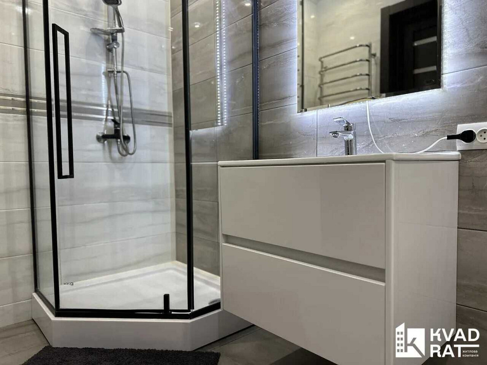 Світла 2-кім. квартира 72м², повністю готова для життя Ивано-Франковск - изображение 1