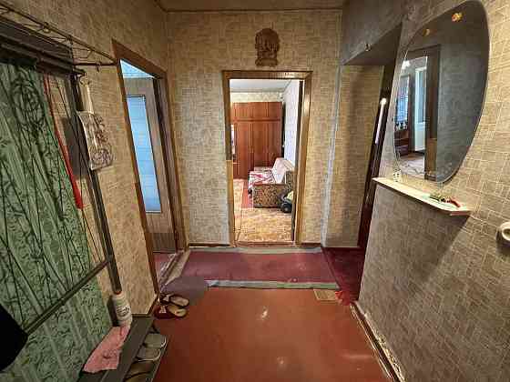 Продаж просторої чотирикімнатної квартири по вулиці Сортувальна Полтава