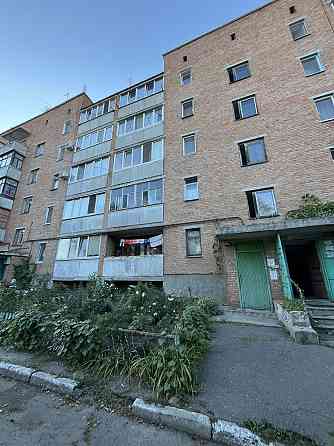 Продаж просторої чотирикімнатної квартири по вулиці Сортувальна Полтава