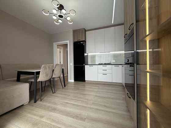 Видова 2 кім з великою кухнею, до центру 1км! Ивано-Франковск