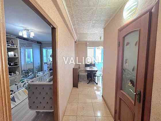 Продаж 3 кімнатної квартири з ремонтом Лісний масив. вул. О.Левицького Київ