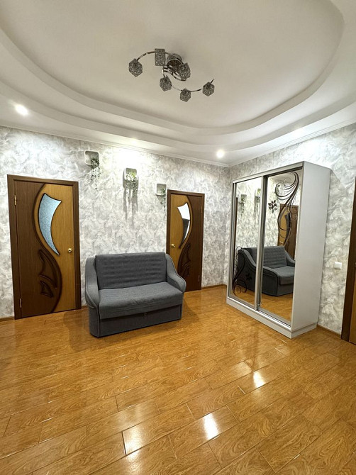 Простора ТРЬОХкімнатна квартира на Хотинській Чернівці - зображення 8