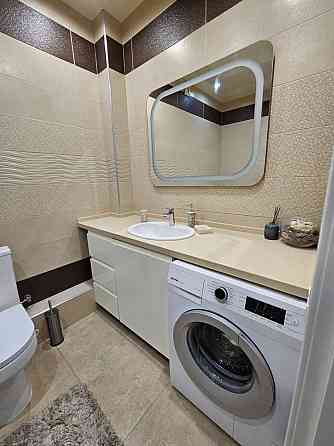 Сдам 2 комнатную квартиру ЖК Изумрудный город,Авантаж,метро Бот Сад Харьков