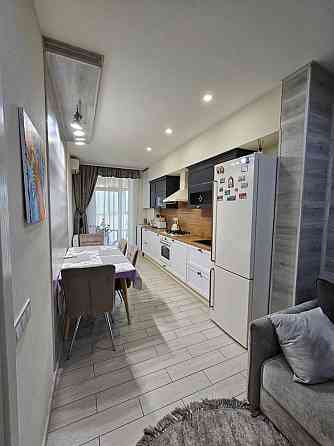 Сдам 2 комнатную квартиру ЖК Изумрудный город,Авантаж,метро Бот Сад Харьков