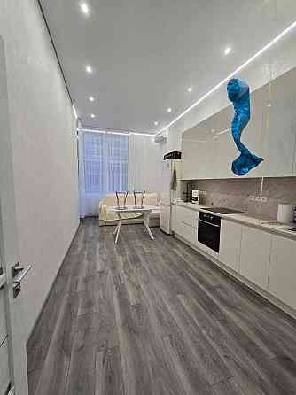 Лакшері квартира з терасою у Варшавському-2 Київ