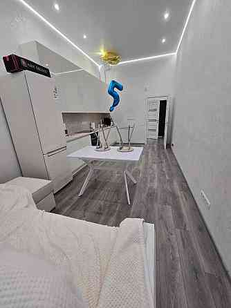 Лакшері квартира з терасою у Варшавському-2 Київ