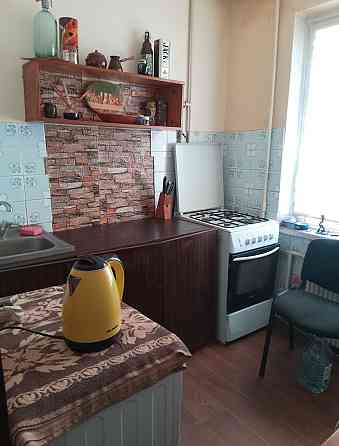 Кімната оренда 5000 це з комунальними. Оболонь метро 