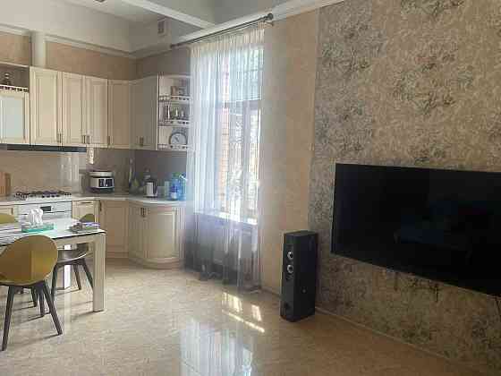 3 к 9 Фонтана, автономия, евростиль, в частном секторе.1200уе Риелтор Одеса