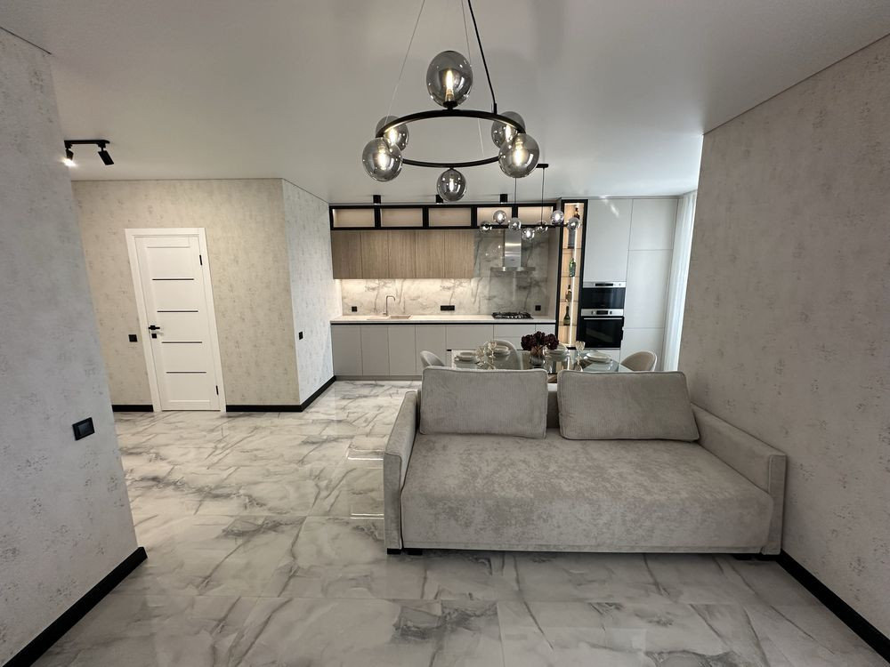 Продам евродвушку Ремонт Центр Голливуд Сертификат Чернигов - изображение 2