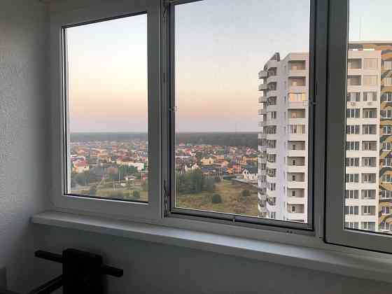 Продам квартиру Бровари Атлант на Киевскій Бровари