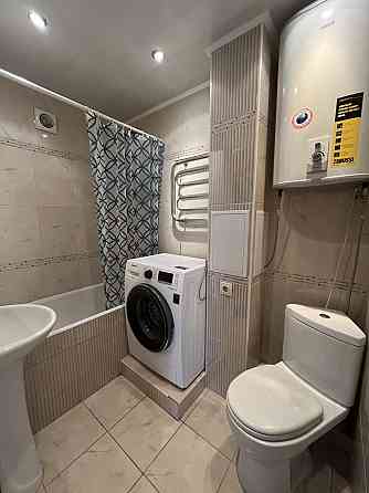 Продаж 2-х кім, ст.м.Святошино, Борщагівка, вул.Героів Космосу 1-Б Київ