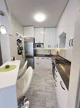 Продам 3к + кухня-студія у ЖК біля парку та озера Ивано-Франковск