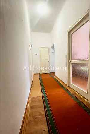 ПРОДАЖ 2х кім квартири на середньому поверсі, хороша локація 