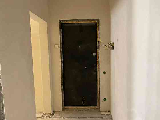 Продам 1-к кв-ру на Отрадном, ул. Яблонской, 1 — Караваевы дачи Киев