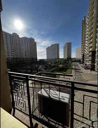 2 ком. квартира-новый дом-Жемчужина . Низкий этаж.Таирова . Одесса