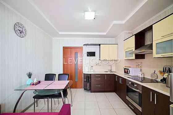 Продаж 1кімн квартири з ремонтом,Здолбунівська 13,Позняки,Пчілки Киев