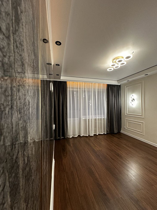 Продам 3-х комнатную с новым ремонтом АЭО средний этаж Каменское (Запорожская обл.) - изображение 4