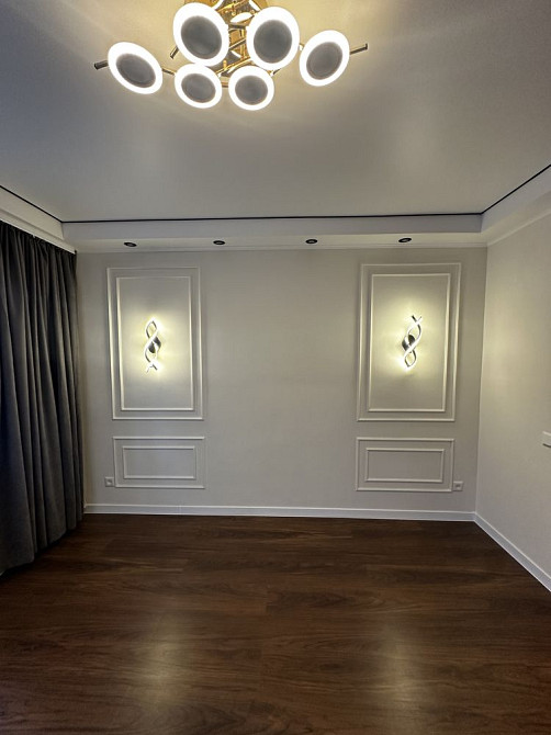 Продам 3-х комнатную с новым ремонтом АЭО средний этаж Каменское (Запорожская обл.) - изображение 2