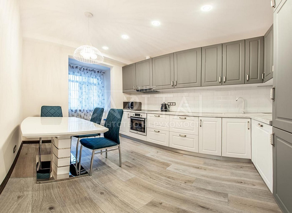 Продажа квартира ЖК Новая Англия 2 спальни 80 м2 ул. Максимовича 24А Киев - изображение 1