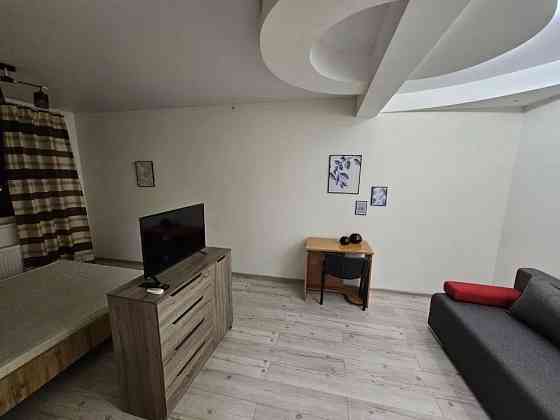 Аренда 1 ком кв ЖК Вернисаж Таирово Балкон Можно животные!!! Код1084 Одеса