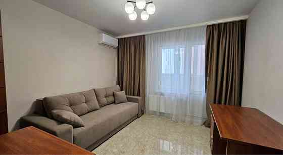 Сдам 2 ком квартиру Почайна Сырец ЖК Навігатор Киев