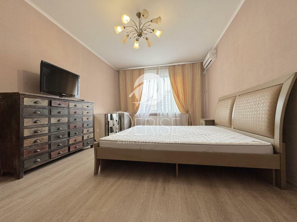 Оренда Урлівська Позняки Дарніцький велика однокімнатна перша здача Киев - изображение 7