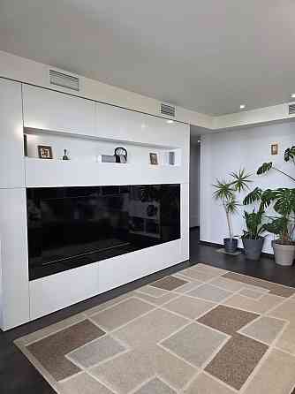 Трикімнатна, євроремонт, вул. Сікорського 1 Киев