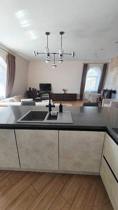 VIP оренда з терасою, каміном 3-кім двохрівнева квартира, 180м2 Київ - зображення 8